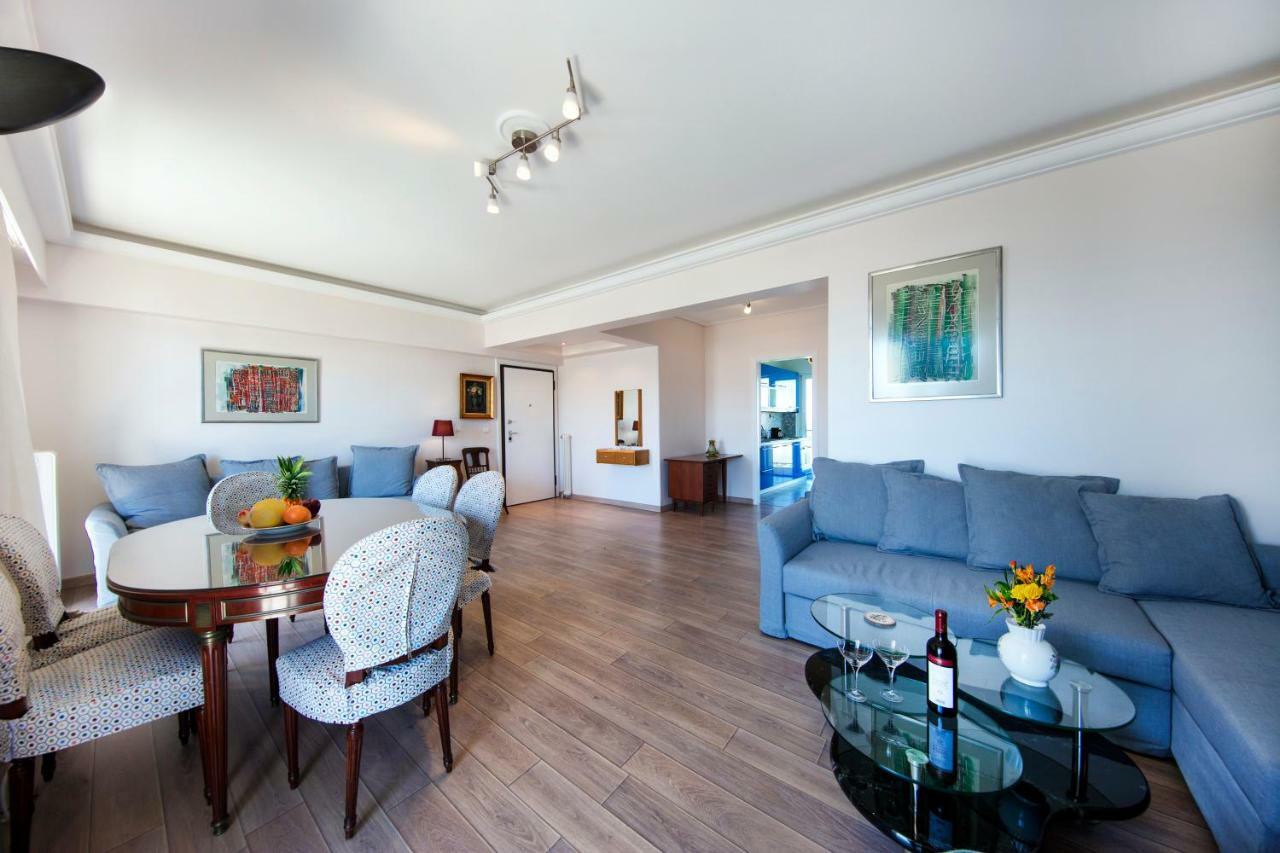 Walking In Alimos Apartment. Атина Екстериор снимка